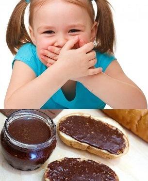 Ребенок и шоколадная паста